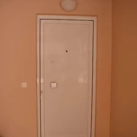 Sia's Apartment *